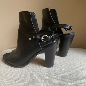 Rag & Bone black leather booties with leather sole